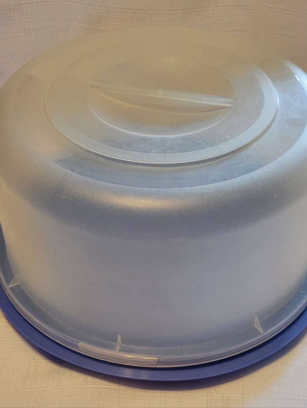 Frosted Plastic Cake Carrier with Snap Lock Blue Base